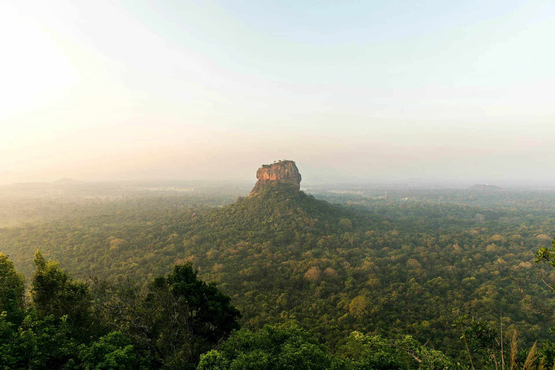 Private Helicopter Transfers Sigiriya & Ceylon UNESCO Cultural Heritage